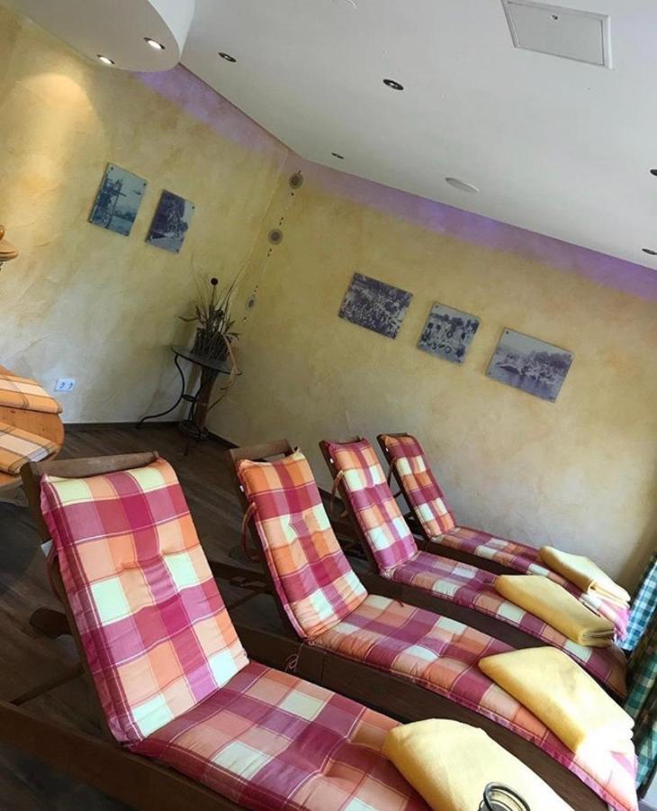 Landhotel Kuehler Grund Grasellenbach Luaran gambar